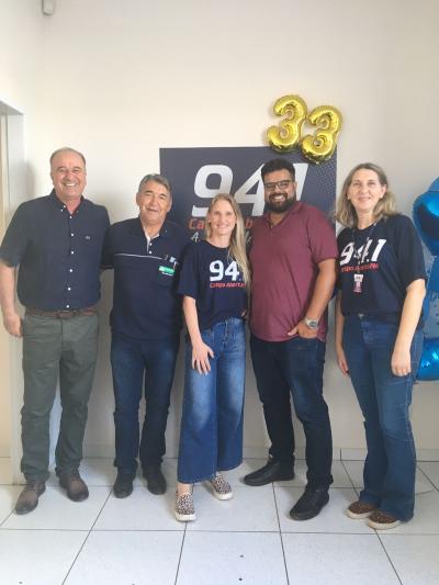 Campo Abeto FM estÃ¡ com programaÃ§Ã£o especial dos 33 anos